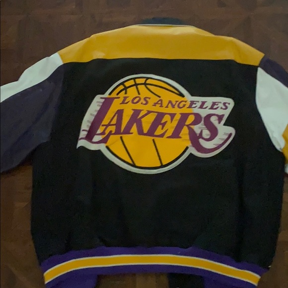 Lakers Xl leather jacket - Picture 6 of 7